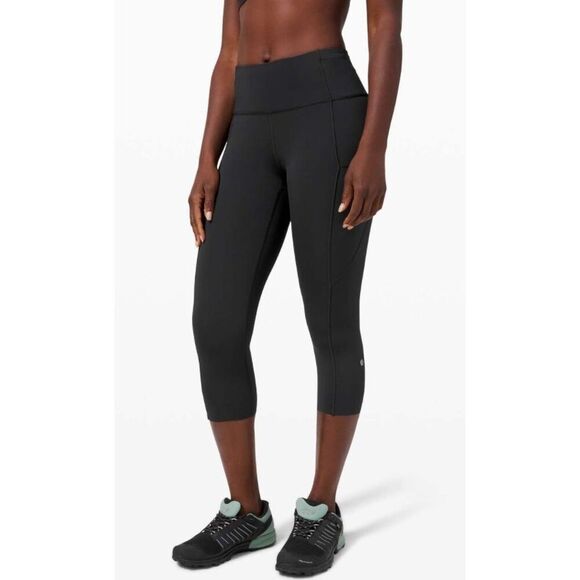 Lululemon Fast/Free Crop II 19" Black Size 8 - Picture 2 of 11